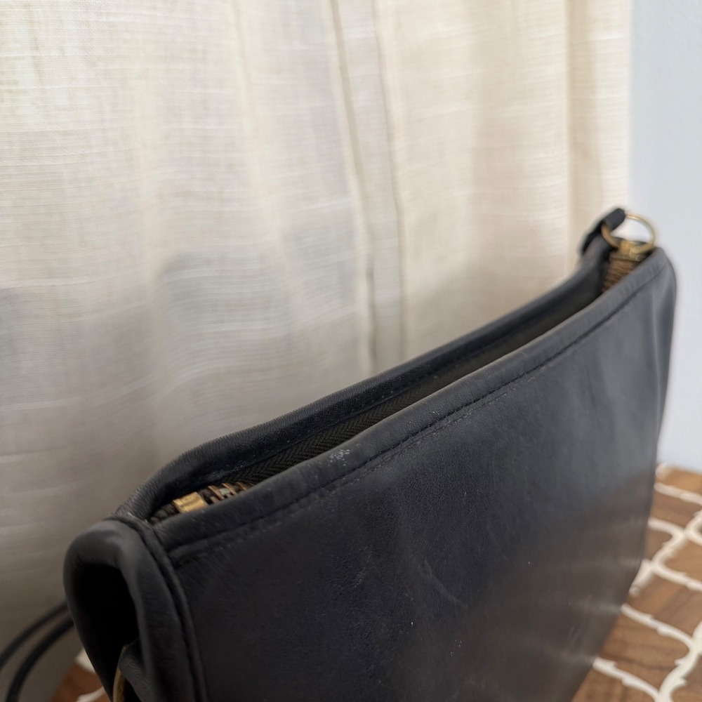 70s Vintage Coach Crossbody Purse Glove Tanned Leather Bag Bonnie Cashin NYC USA - Picture 10 of 13